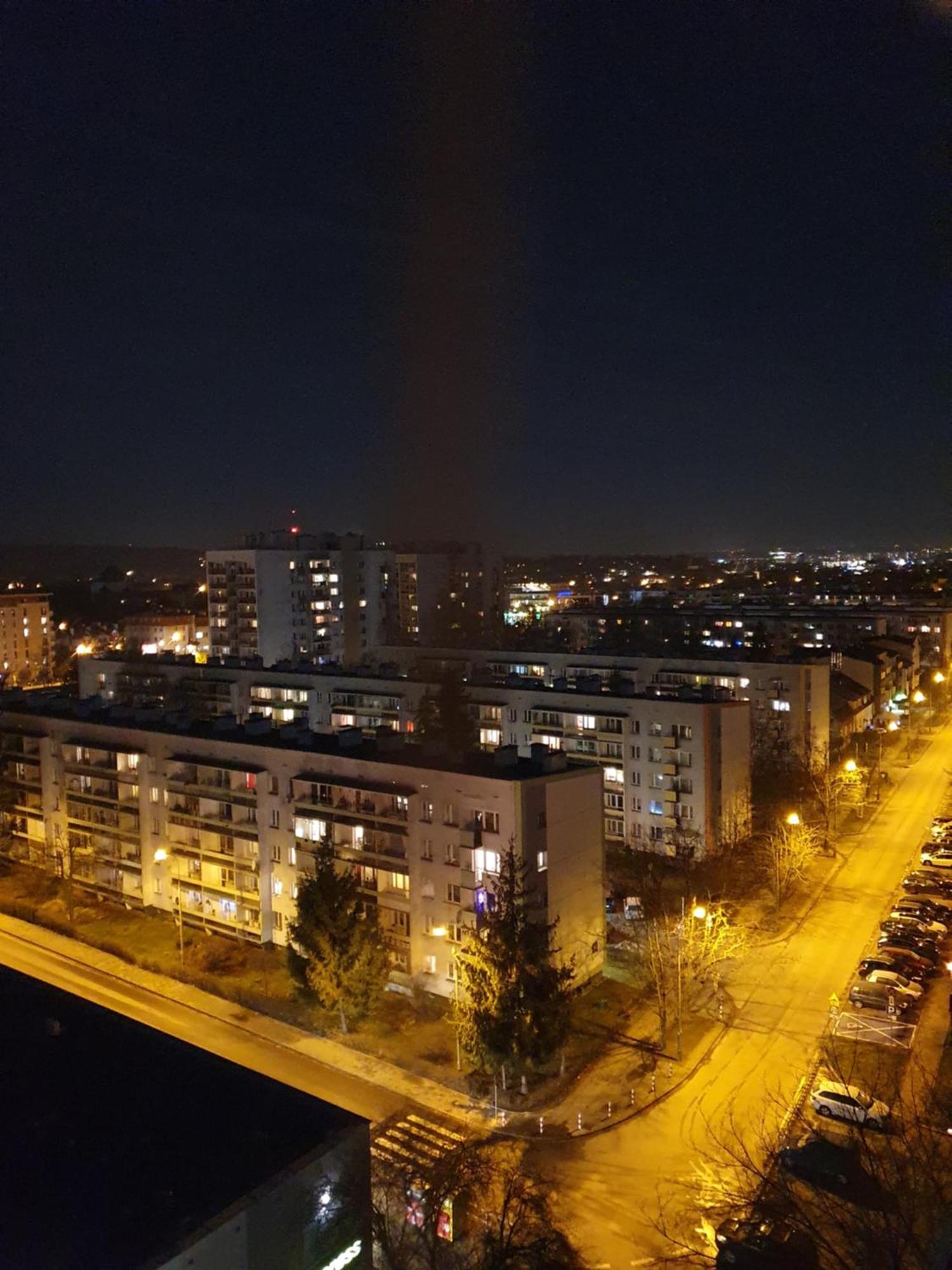 Apartamenty Czesc Krakow Cracóvia Exterior foto